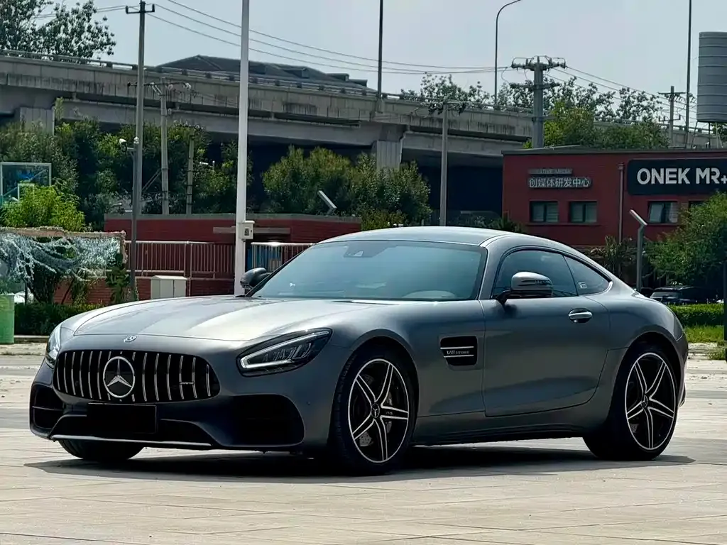 Mercedes-Benz AMG GT — фото 1