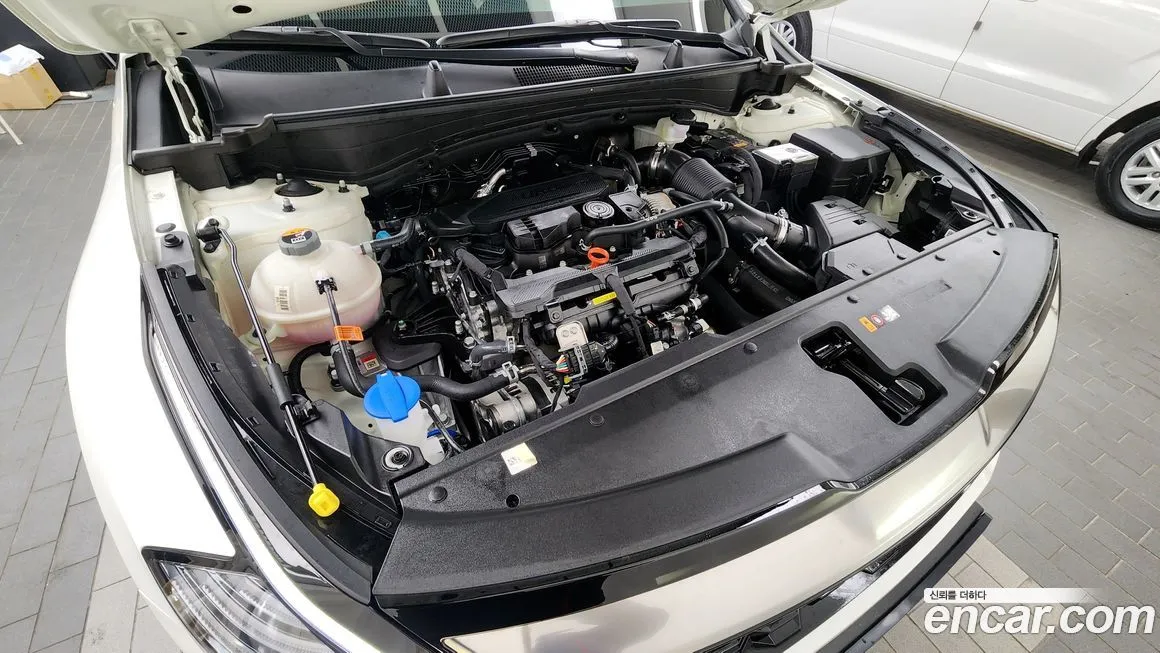 Kia Sportage — фото 6