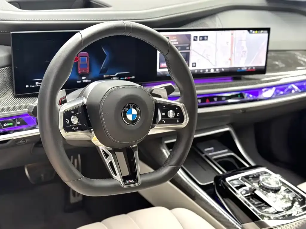 BMW 7 Series 2023 из CN, фото 9