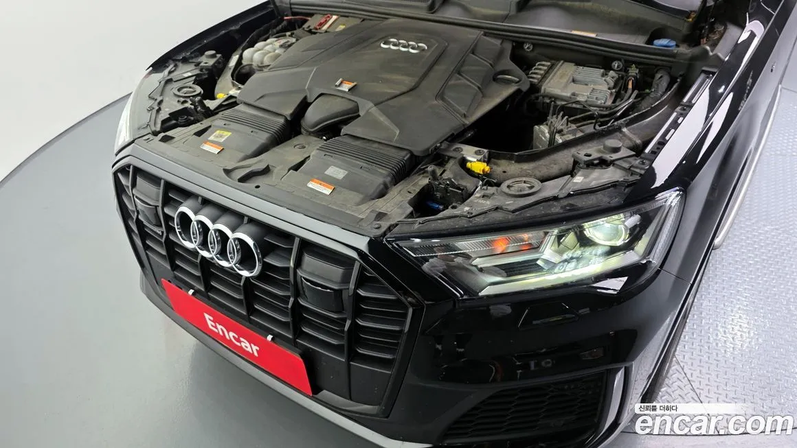 Audi Q7 2022 из KR, фото 6