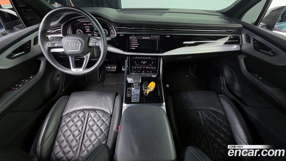 Audi Q7 2022 из KR, фото 7