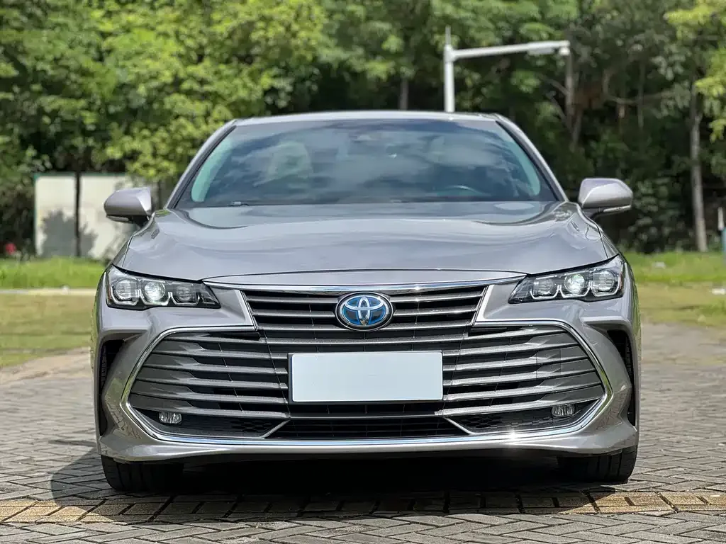 Toyota Avalon 2022 из CN, фото 2