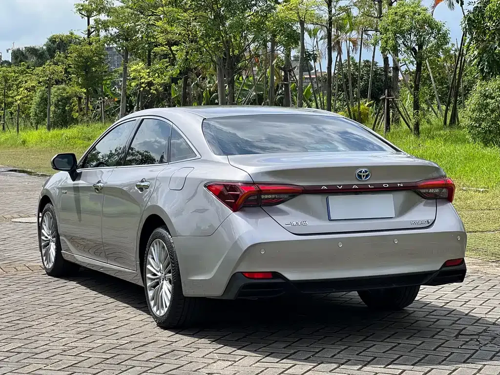 Toyota Avalon 2022 из CN, фото 8