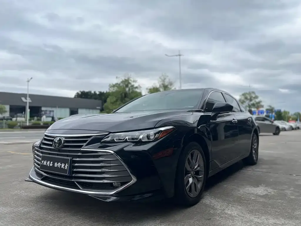 Toyota Avalon 2021 из CN, фото 1