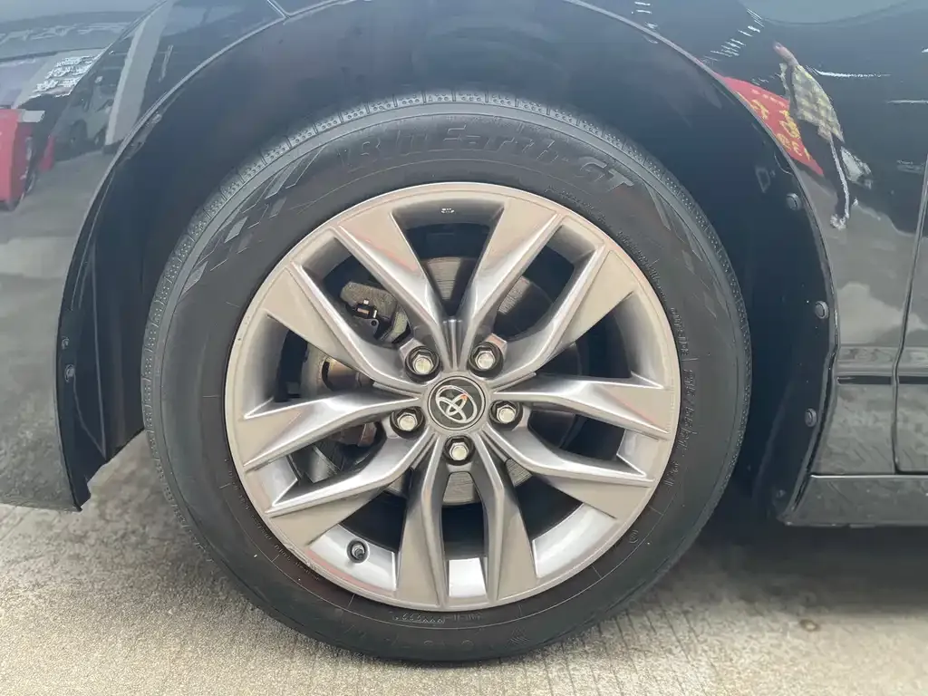 Toyota Avalon 2021 из CN, фото 9