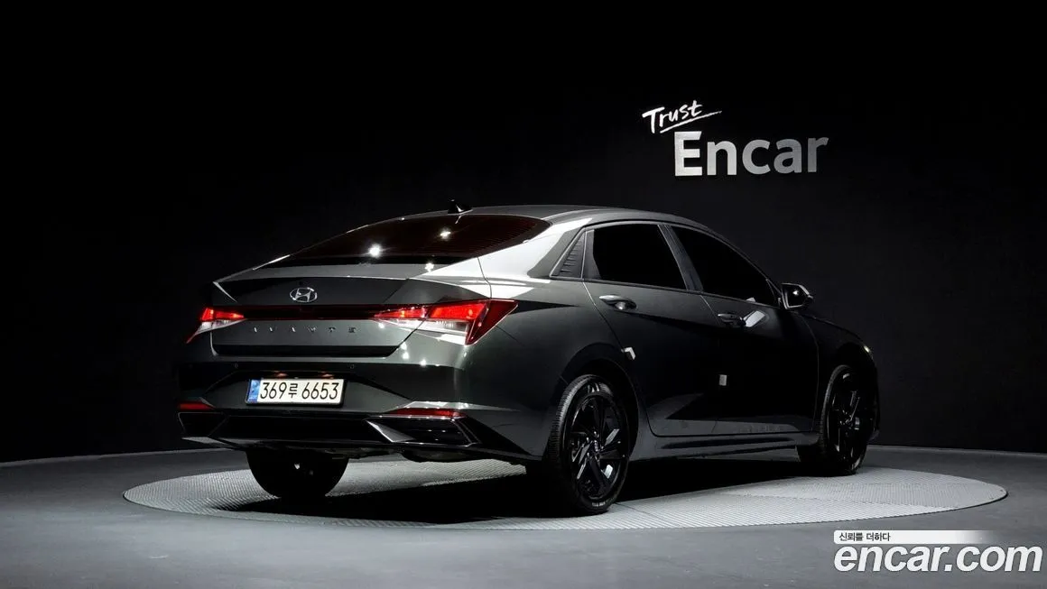 Hyundai AVANTE — фото 2