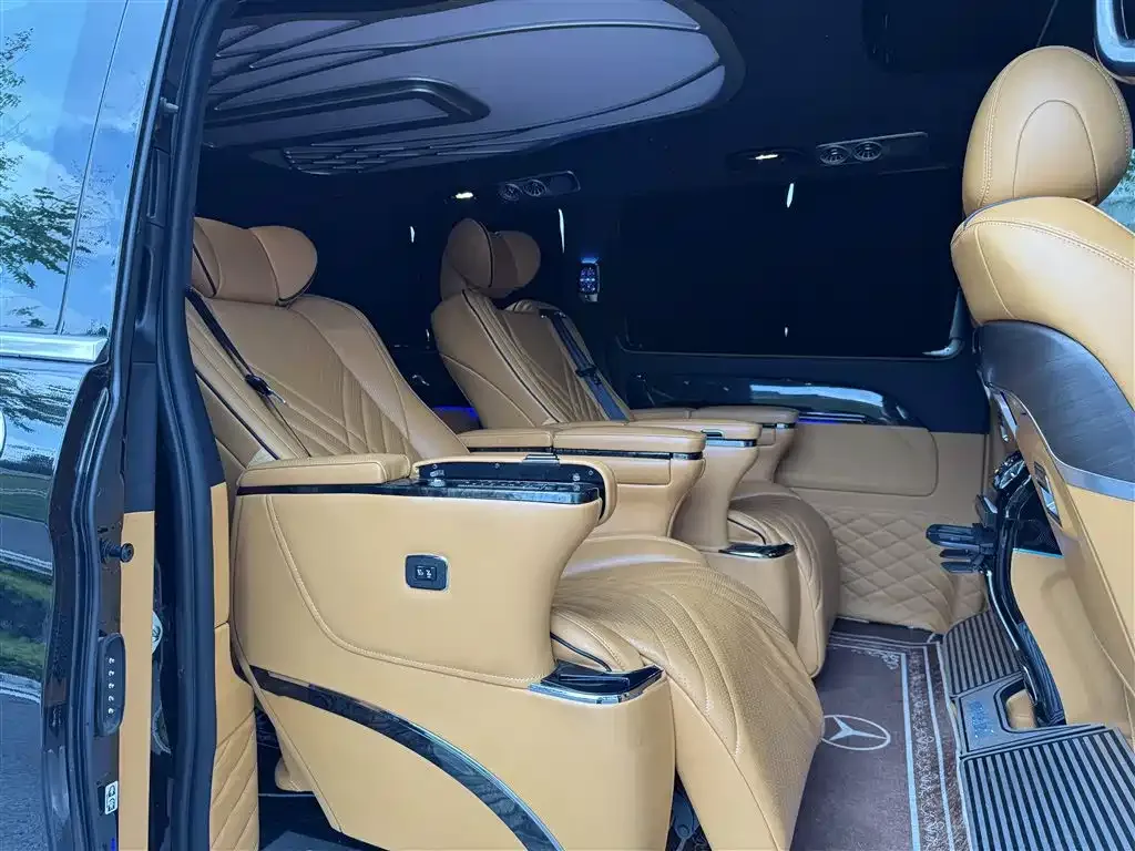 Mercedes-Benz Vito 2023 из CN, фото 10
