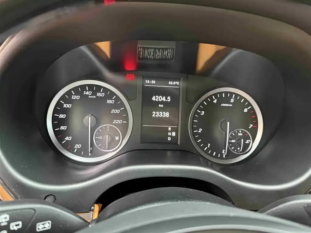 Mercedes-Benz Vito 2023 из CN, фото 6
