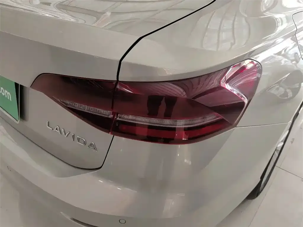 Volkswagen Lavida 2022 из CN, фото 8