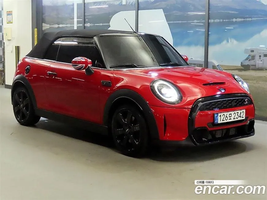 Mini Cooper Convertible — фото 1