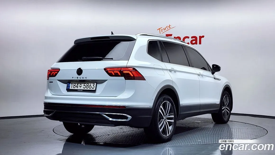 Volkswagen Tiguan — фото 2