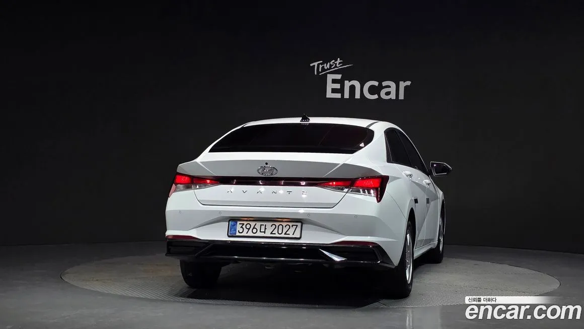 Hyundai AVANTE — фото 4