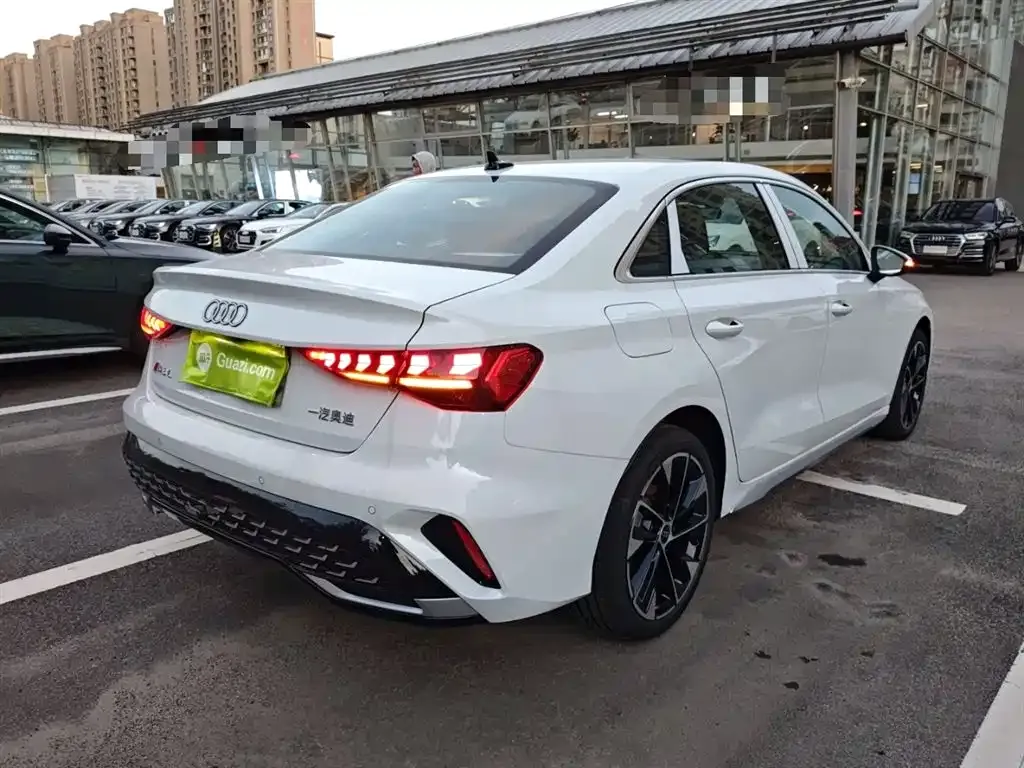 Audi A3 2025 из CN, фото 7