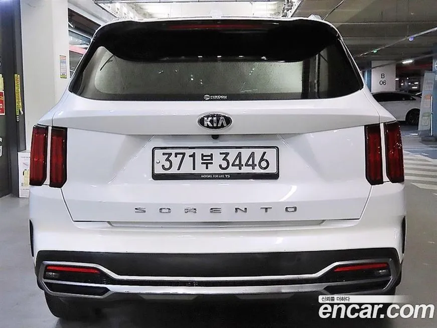 Kia Sorento — фото 4