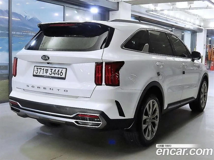 Kia Sorento — фото 5
