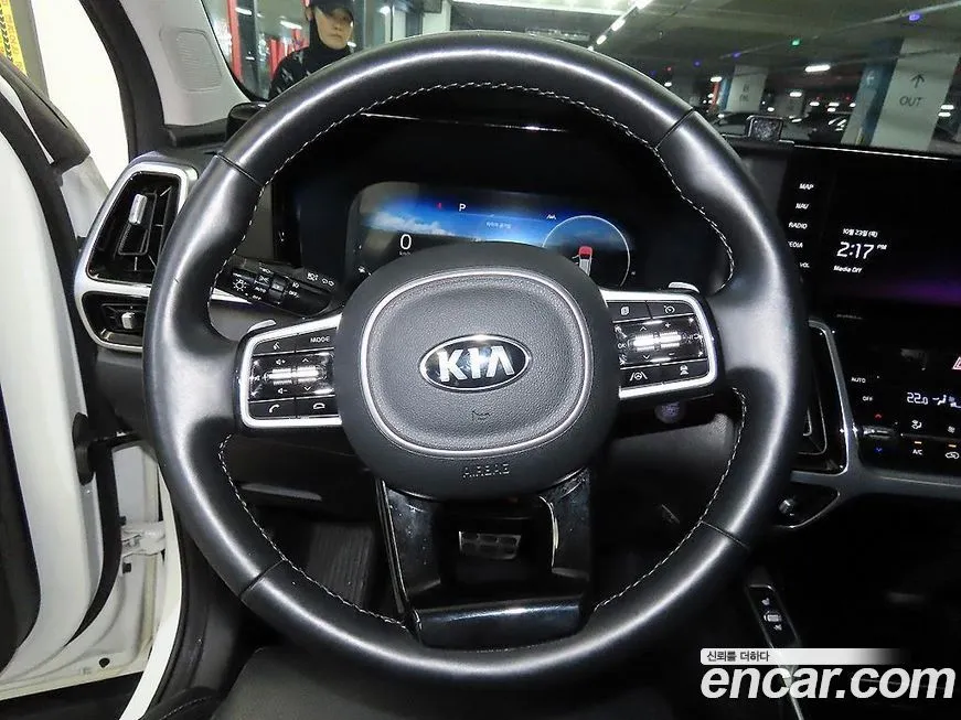 Kia Sorento — фото 6