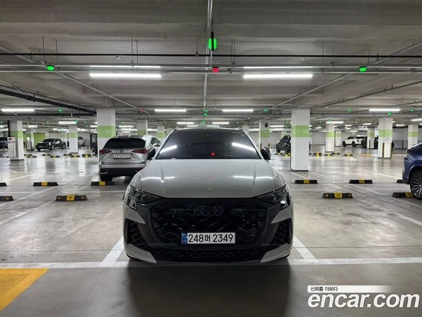 Audi RSQ8 2025 из KR, фото 3
