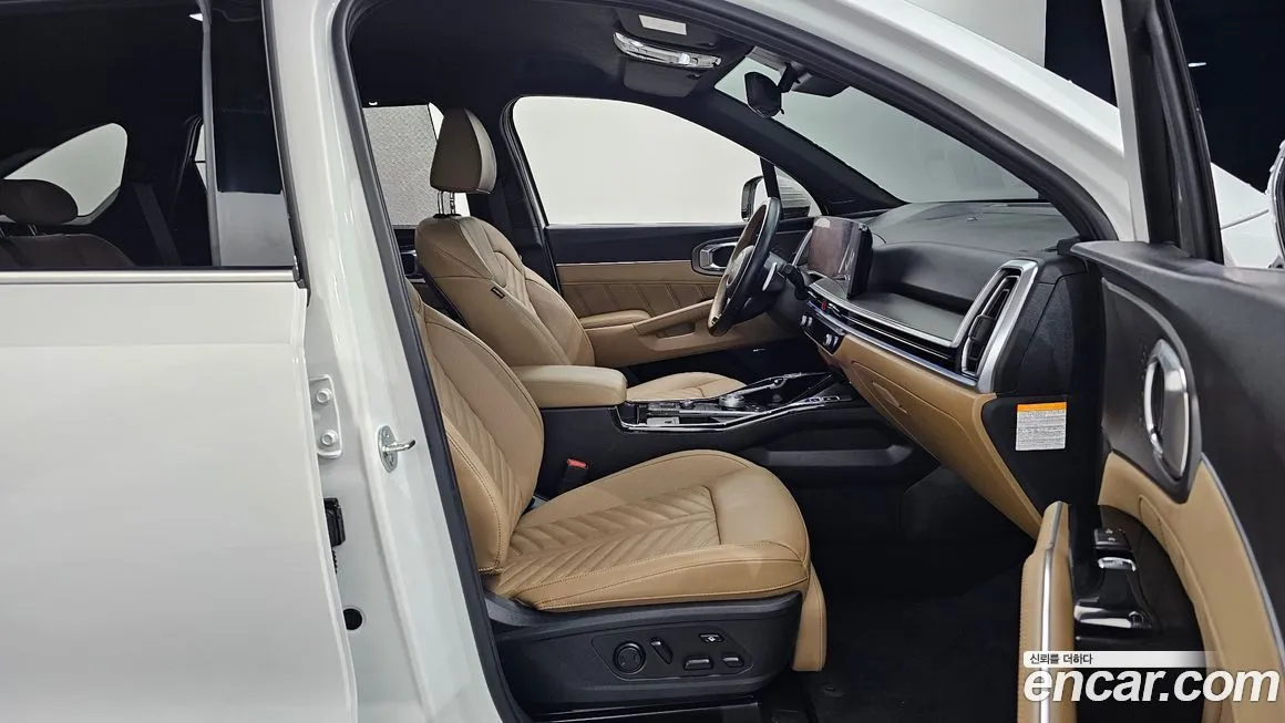 Kia Sorento — фото 10