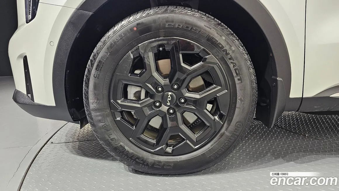 Kia Sorento — фото 5