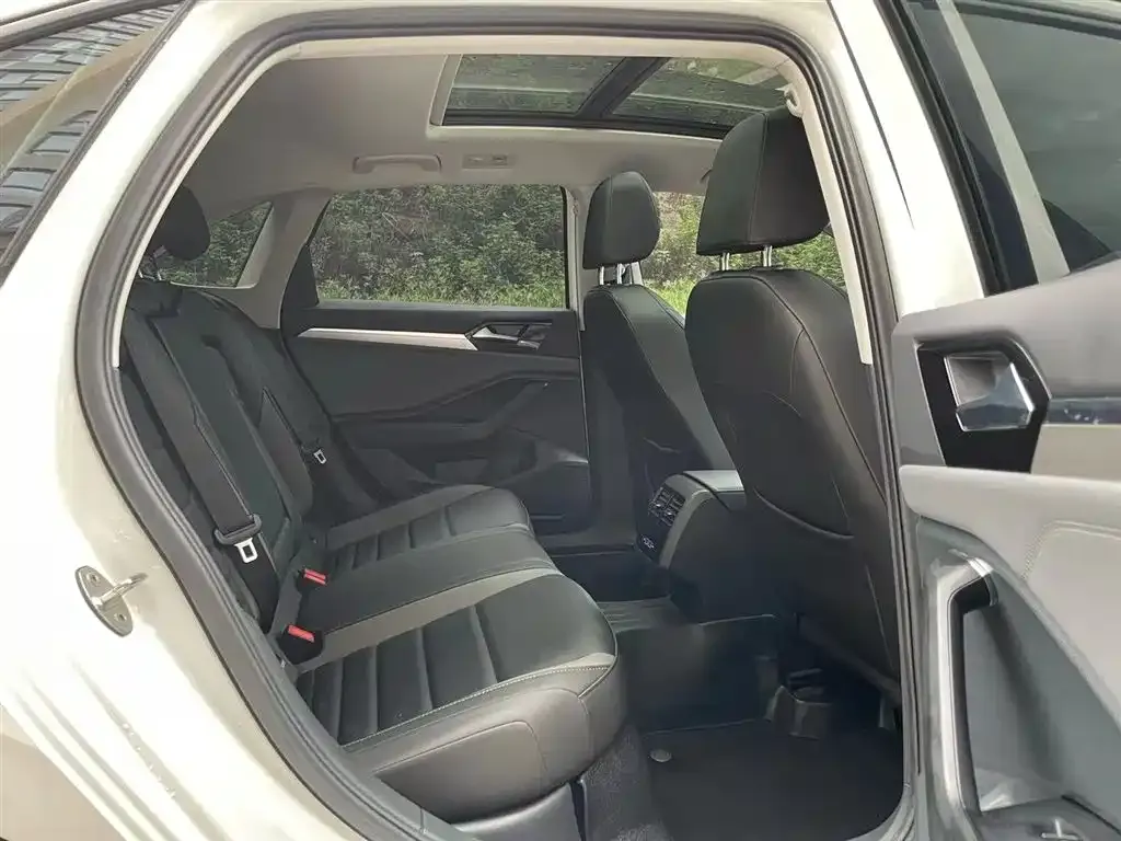Volkswagen Sagitar 2021 из CN, фото 10