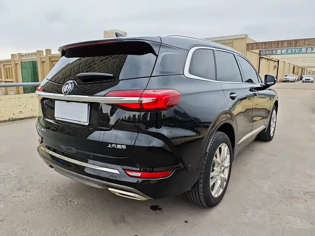 Buick Enclave 2024 из CN, фото 9