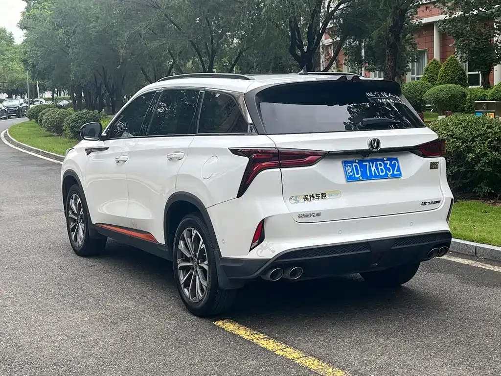 Changan CS75 PLUS — фото 6