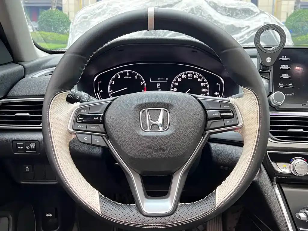 Honda Inspire — фото 7