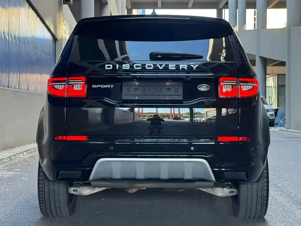 Land Rover Discovery Sport Hybrid — фото 4