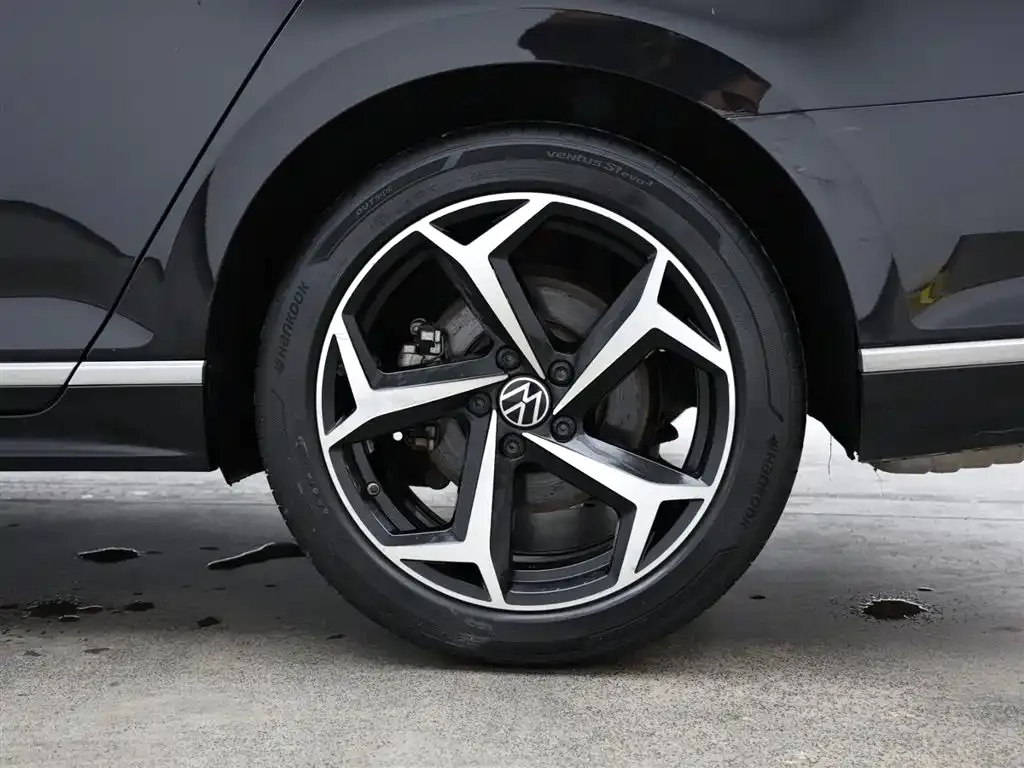 Volkswagen Magotan 2023 из CN, фото 7
