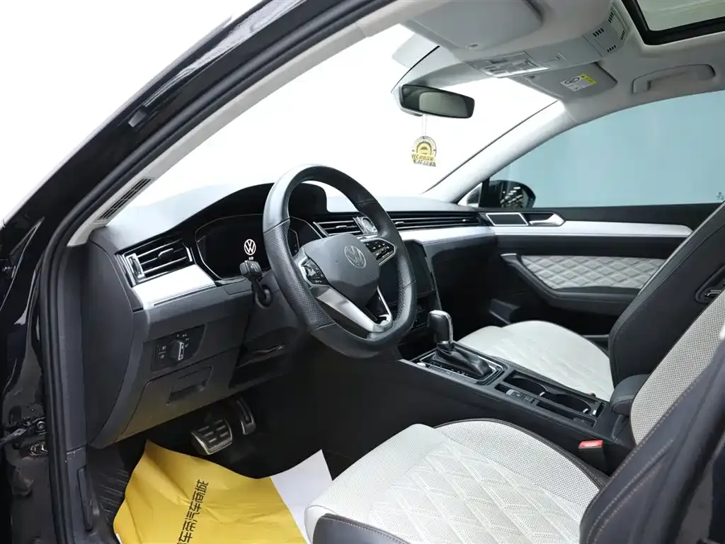 Volkswagen Magotan 2023 из CN, фото 8