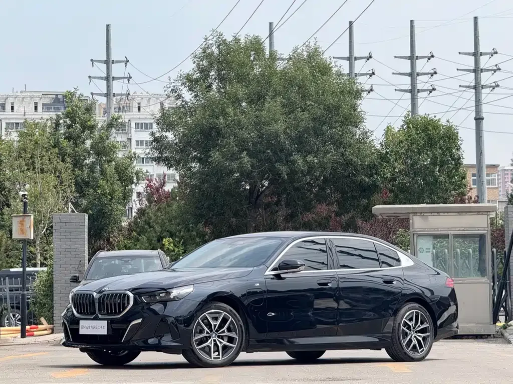 BMW i5 2024 из CN, фото 1