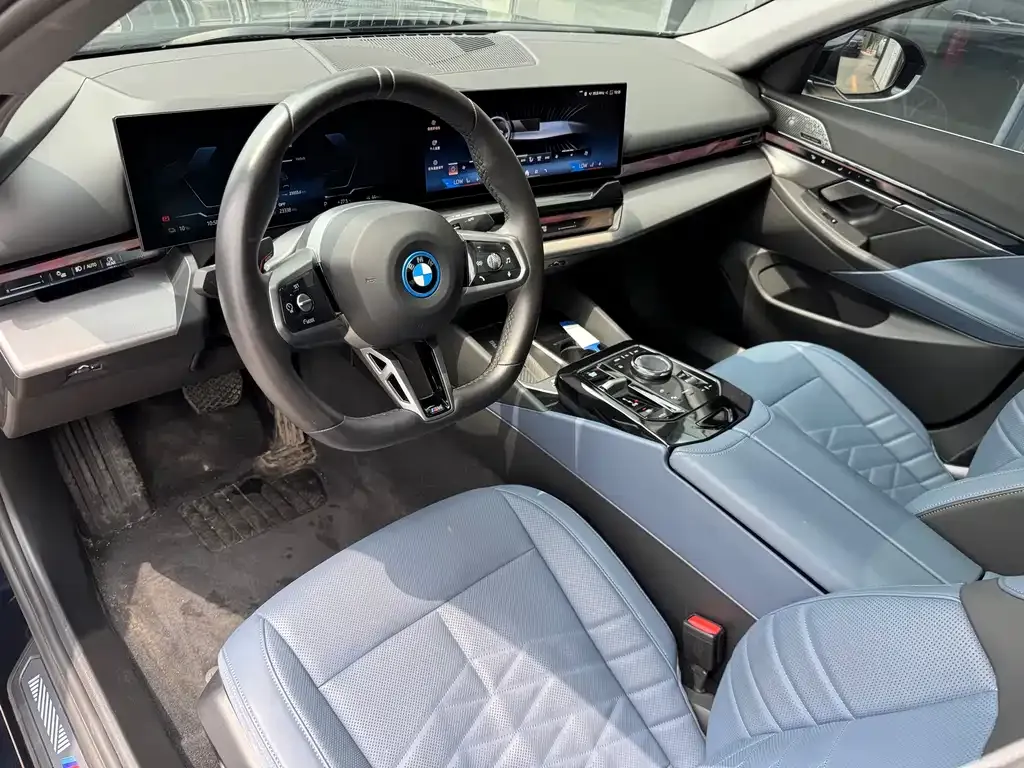 BMW i5 2024 из CN, фото 3