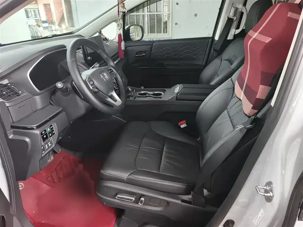 Honda Elysion 2024 из CN, фото 6