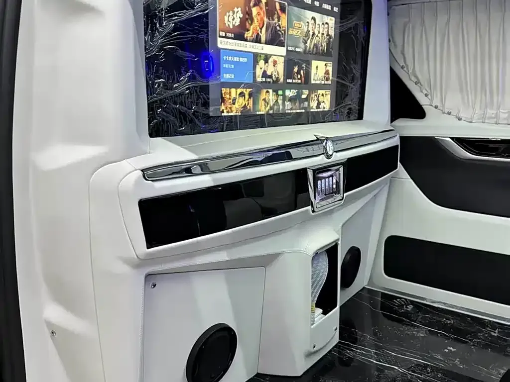 Mercedes-Benz Vito 2023 из CN, фото 10