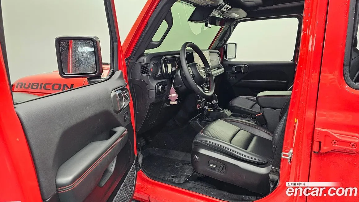 Jeep Wrangler — фото 10