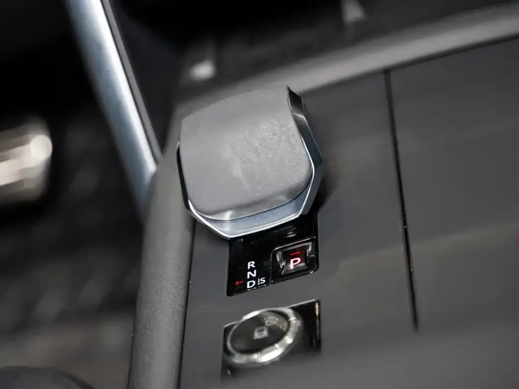 Land Rover Discovery 2022 из CN, фото 10