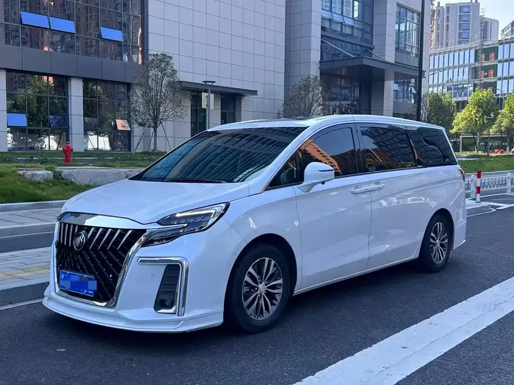 Buick GL8 2021 из CN, фото 1