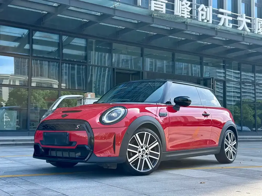 MINI Cooper (3-door) 2022 из CN, фото 1
