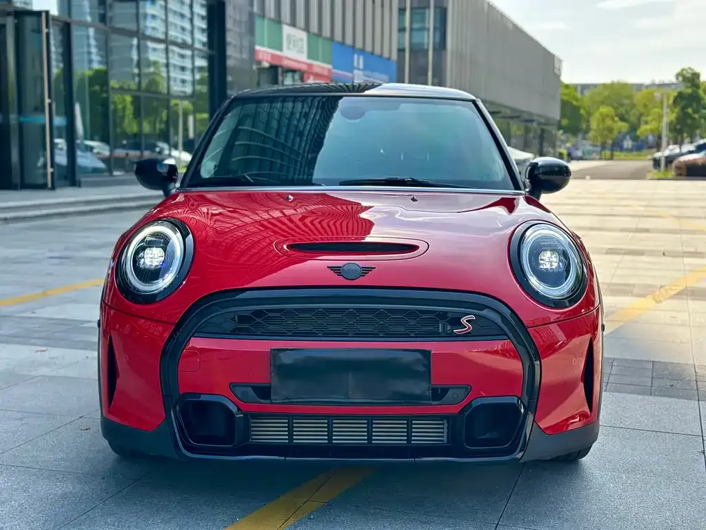 MINI Cooper (3-door) 2022 из CN, фото 3