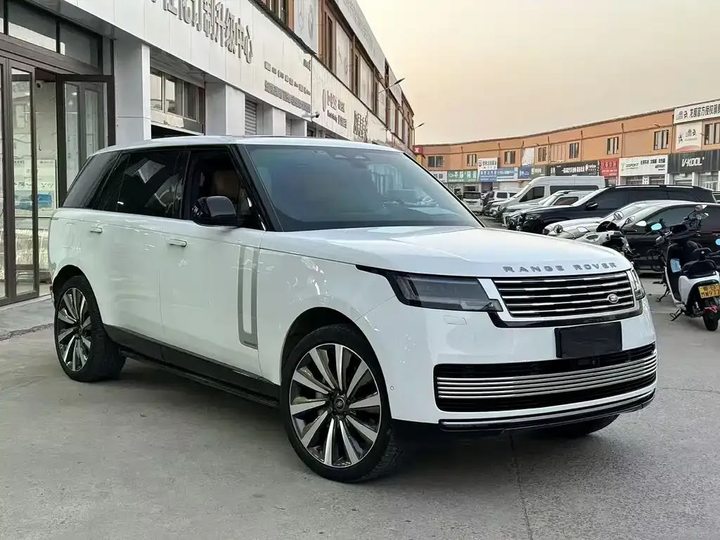 Land Rover Range Rover 2023 из CN, фото 2