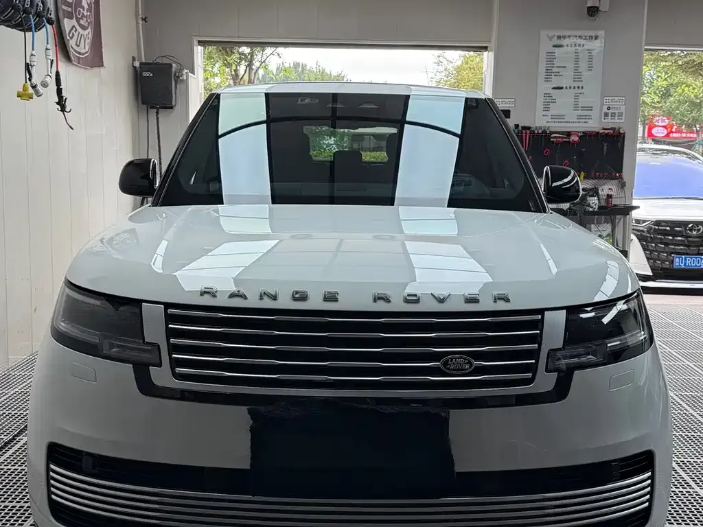 Land Rover Range Rover 2023 из CN, фото 3