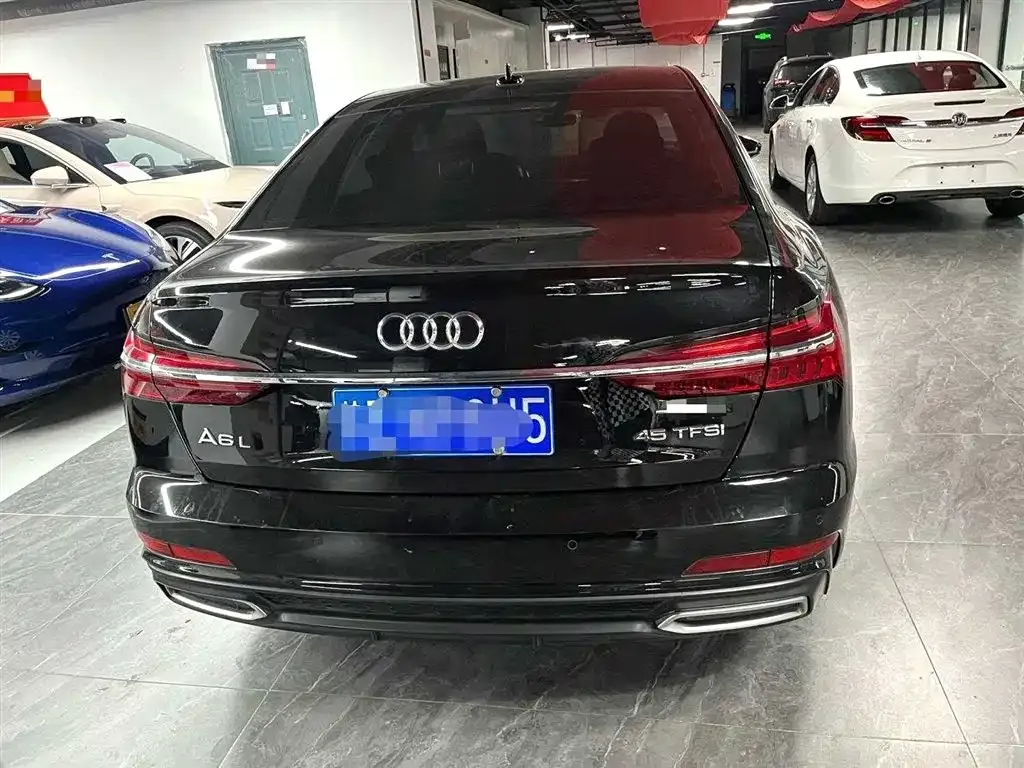 Audi A6L 2022 из CN, фото 9