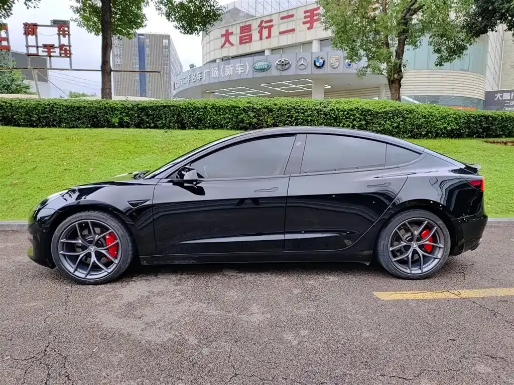 Tesla Model 3 2022 из CN, фото 3