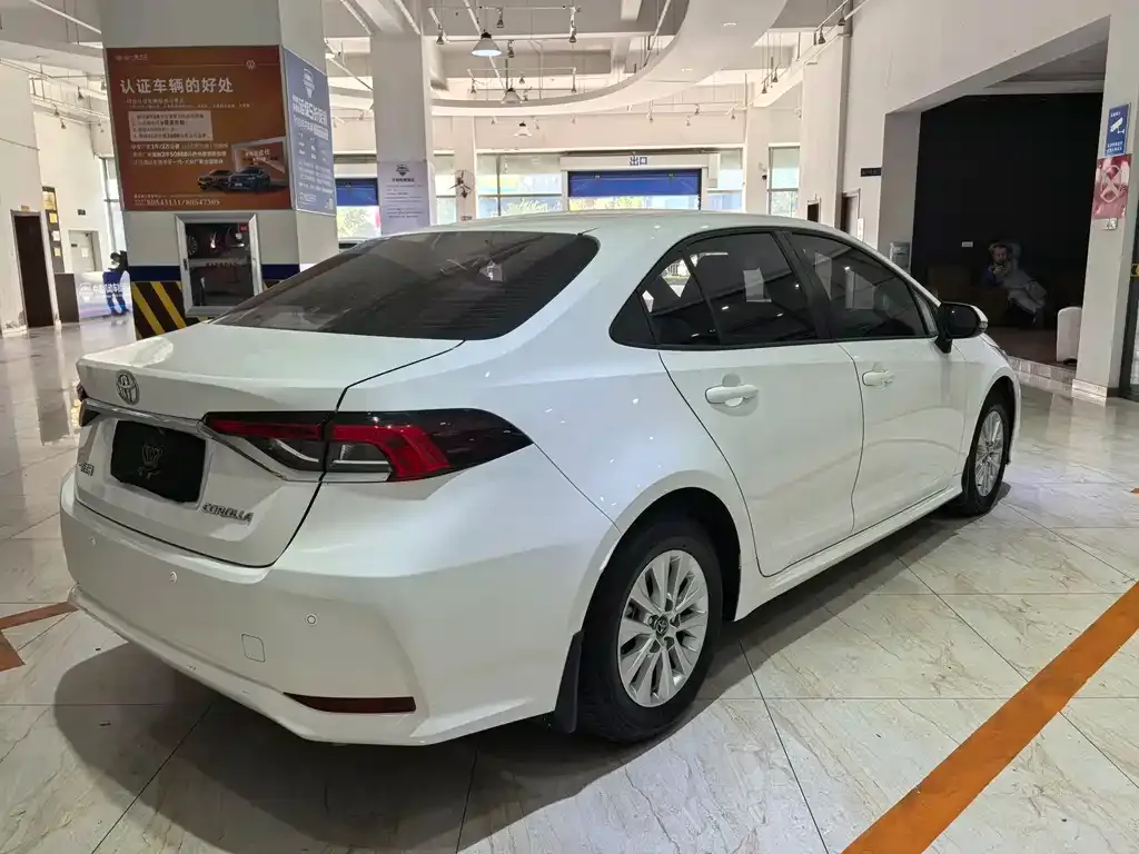 Toyota Corolla 2022 из CN, фото 4