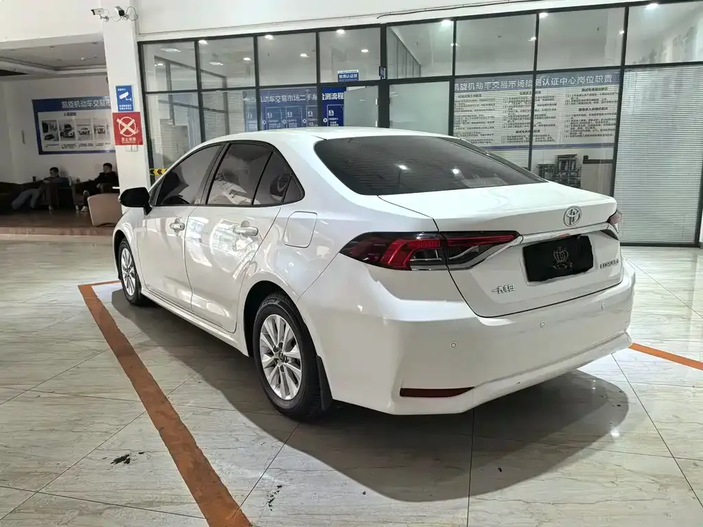 Toyota Corolla 2022 из CN, фото 6