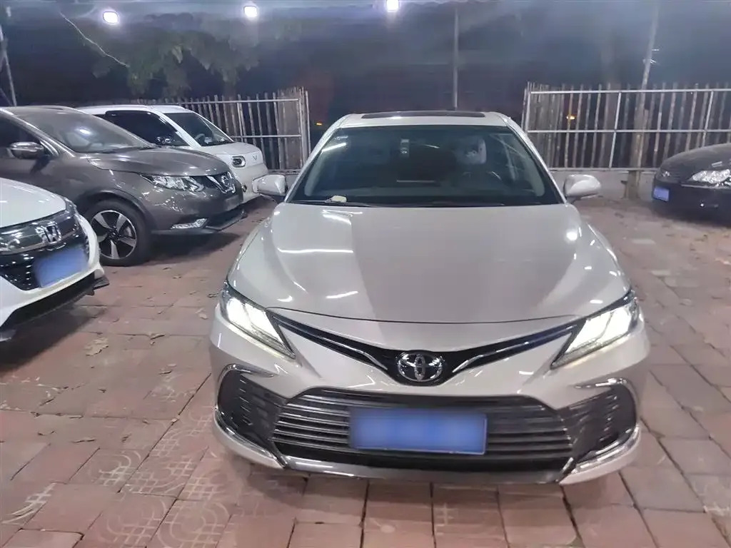 Toyota Camry 2021 из CN, фото 3