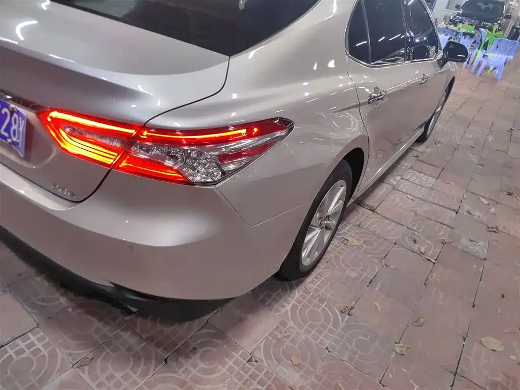 Toyota Camry 2021 из CN, фото 8