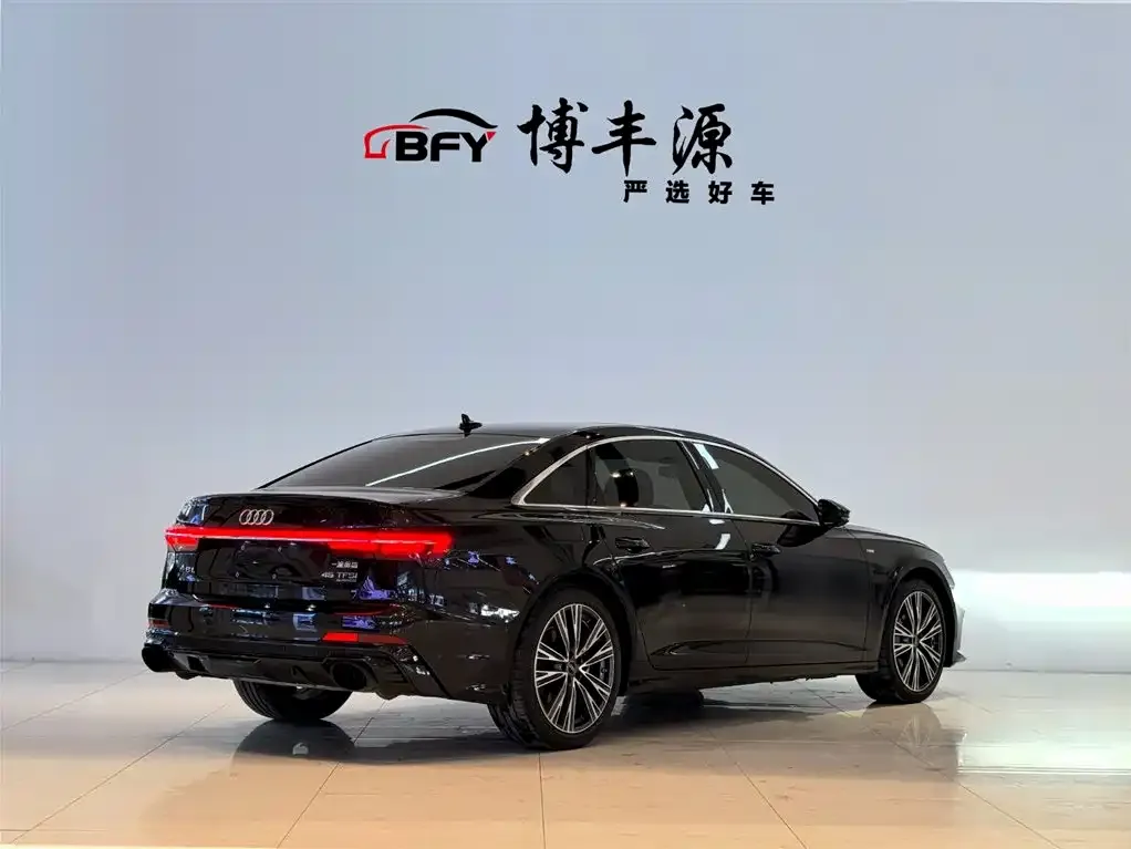 Audi A6L 2023 из CN, фото 5