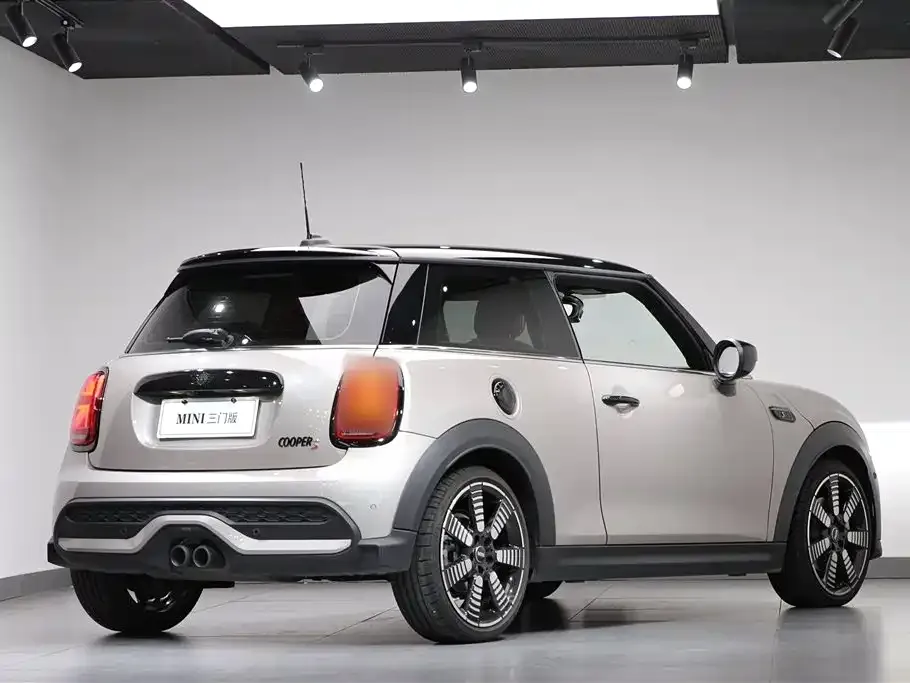 MINI Cooper (3-door) 2024 из CN, фото 8