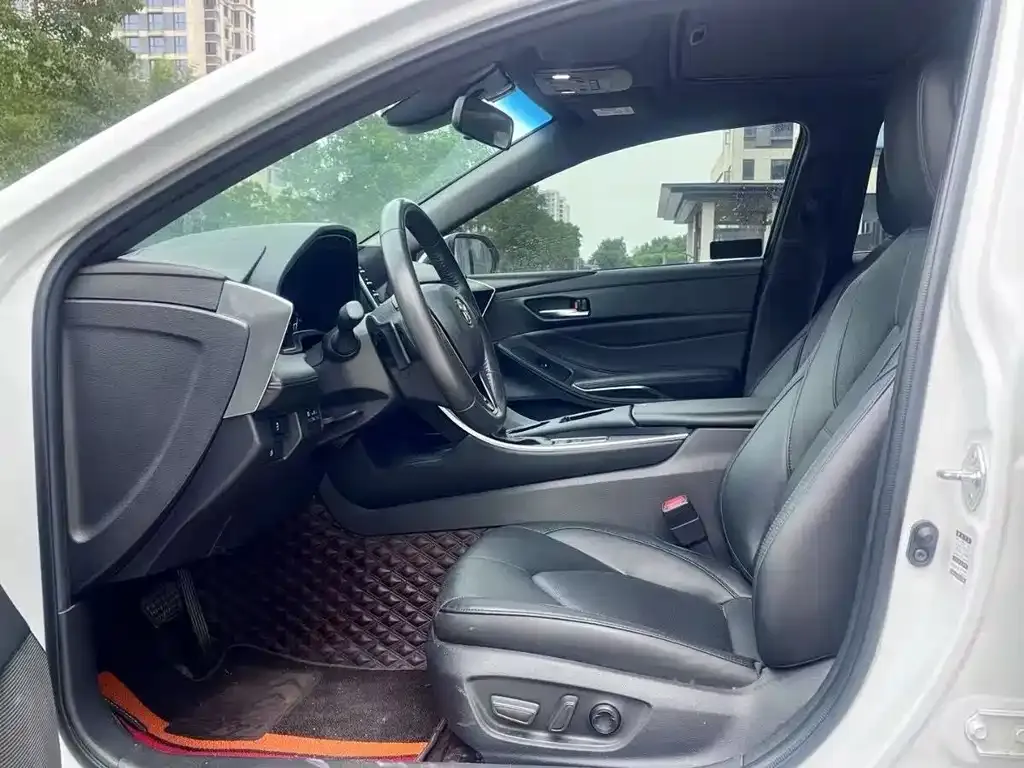 Toyota Avalon 2022 из CN, фото 4